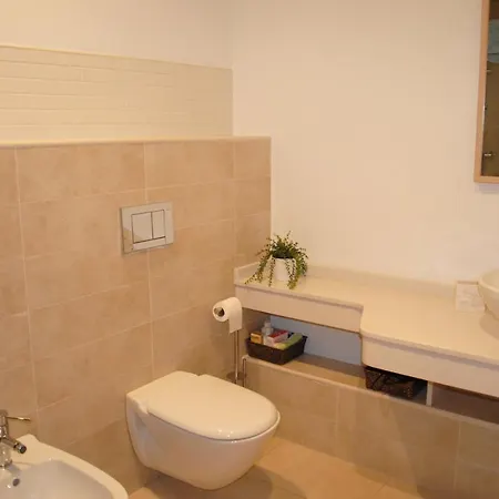 Piso En Antiguo Palacete Del Casco Historico アパート